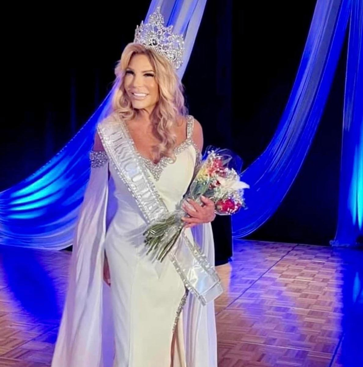 Crowned on stage
